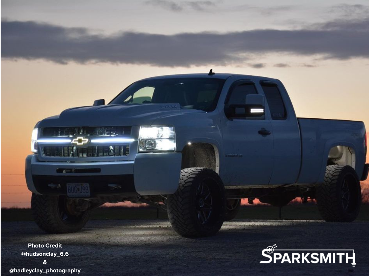 2014-2015 Chevrolet Silverado HD 2500/3500 Plug & Play Grille Bar Kit